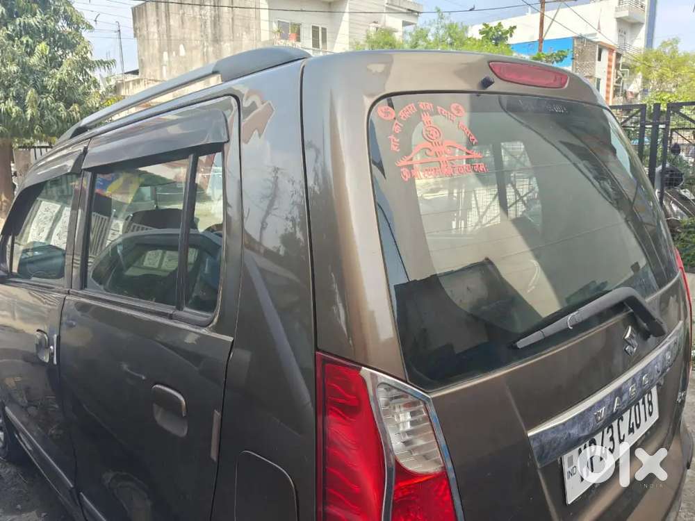 गाडी बहुत कड़क है