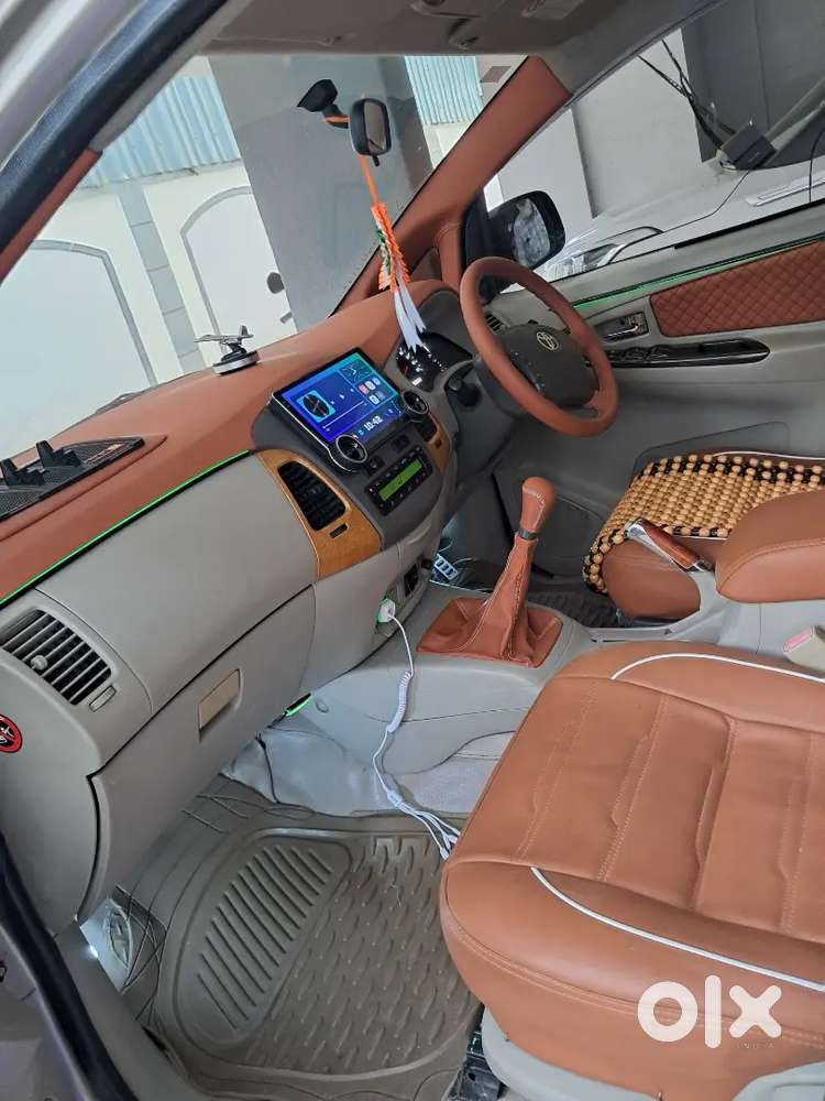 Toyota Innova 2011 Diesel Well Maintained