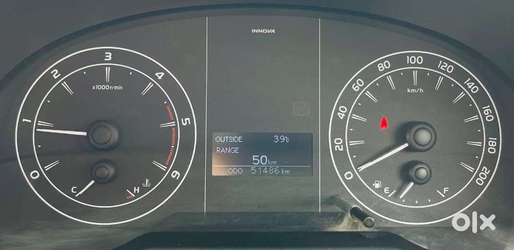 Toyota Innova Crysta 2.4 G Plus Mt 8 Str, 2025, Diesel