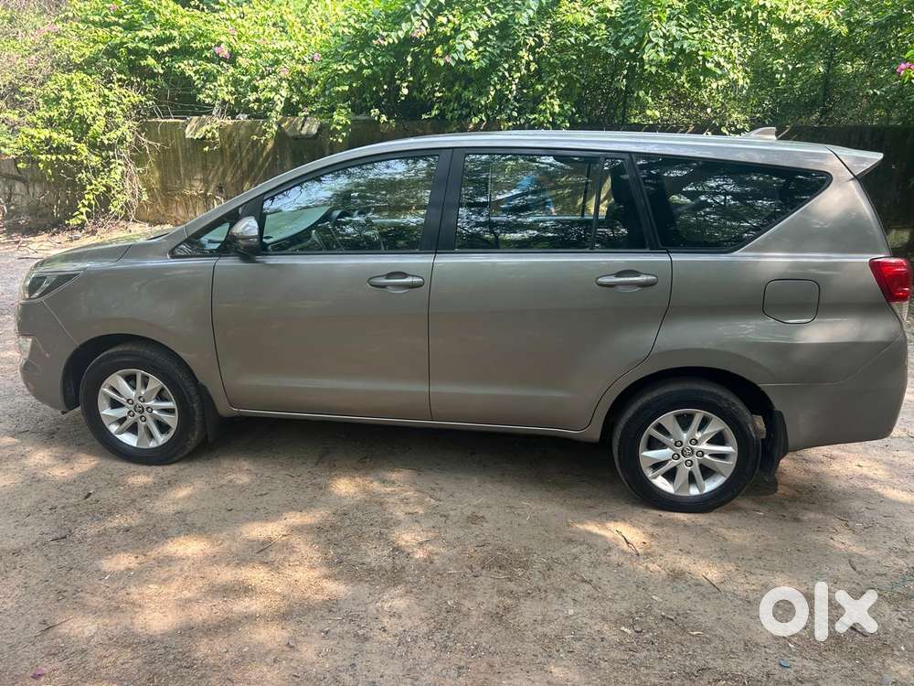 Toyota Innova Crysta 2.4 G Mt 7 Str, 2019, Diesel