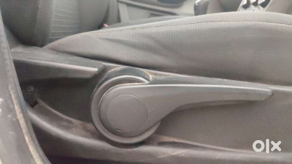 Tata Tiago 1.2 Revotron Xz, 2018, Petrol