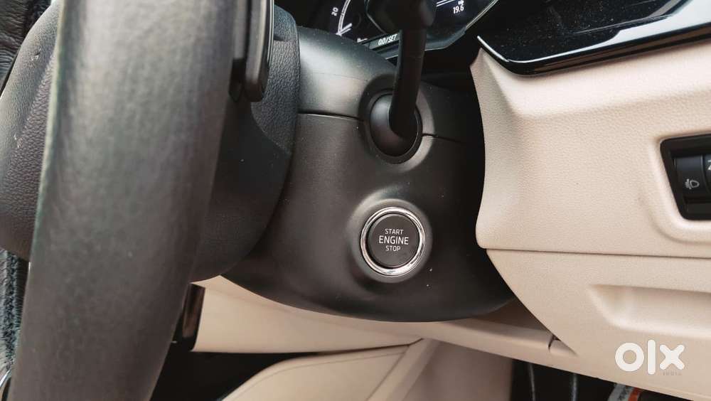 Skoda Slavia, 2025, Petrol