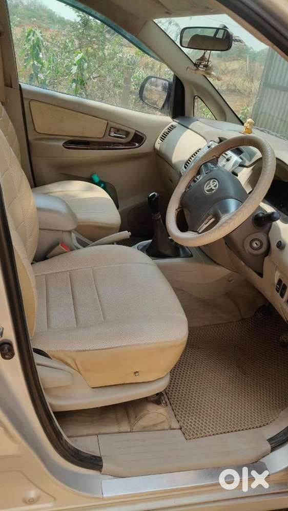 Toyota Innova 2013 Diesel Well Maintained