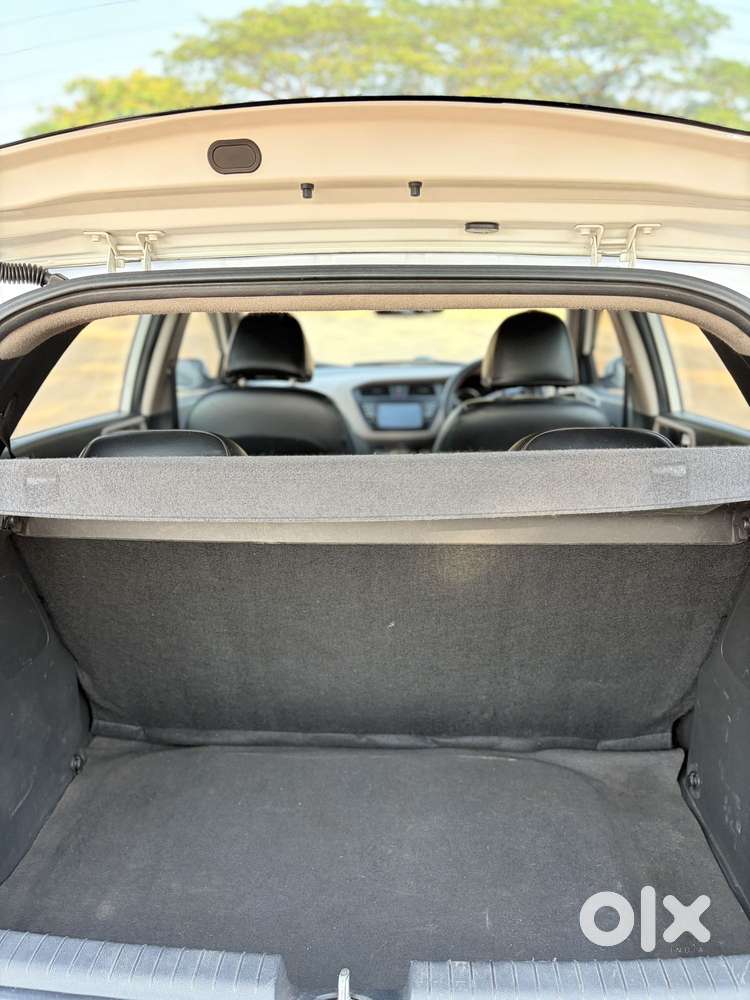 Hyundai I20 Petrol Asta, 2017, Petrol