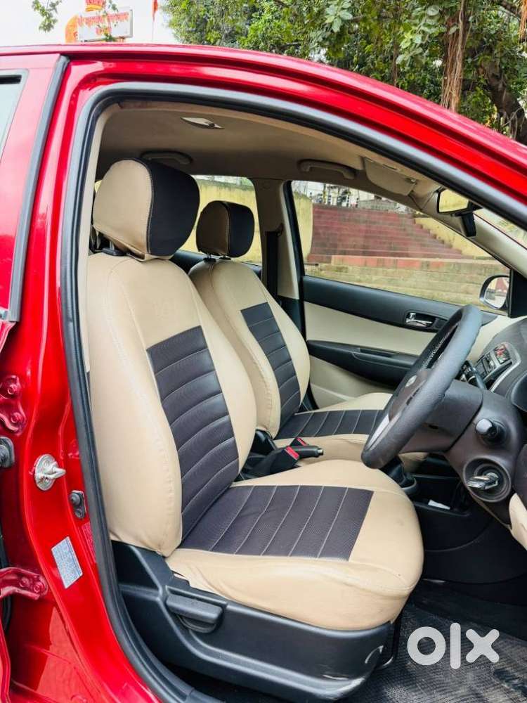 Hyundai I20 Sportz 1.2 Bs-iv, 2013, Petrol