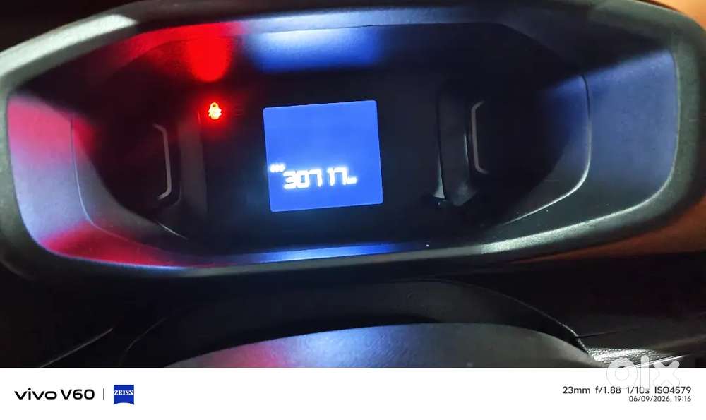 Citroen C3 2023 Petrol 30700 Km Driven