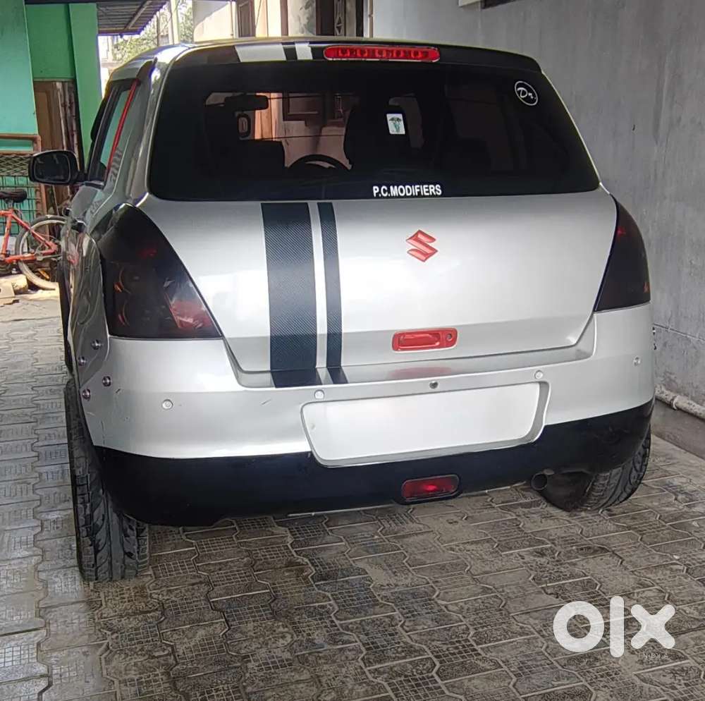 Maruti Suzuki Swift 2010