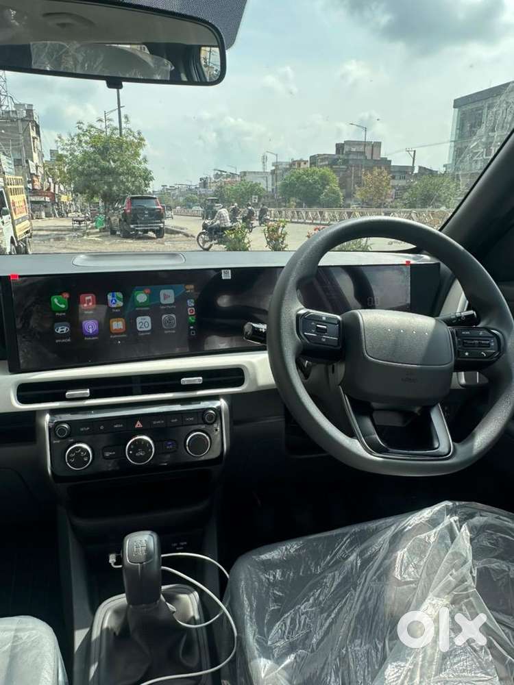 Hyundai New Venue 2025 Petrol Well Maintained