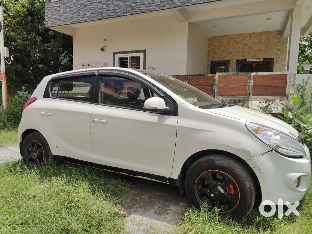 Hyundai I20 2012 Diesel 129000 Km Driven