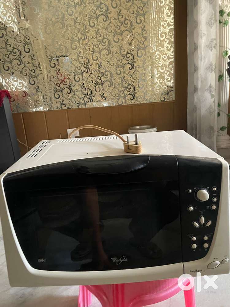 Whirlpool MagiCook 22C/White - Kitchen & Other Appliances in