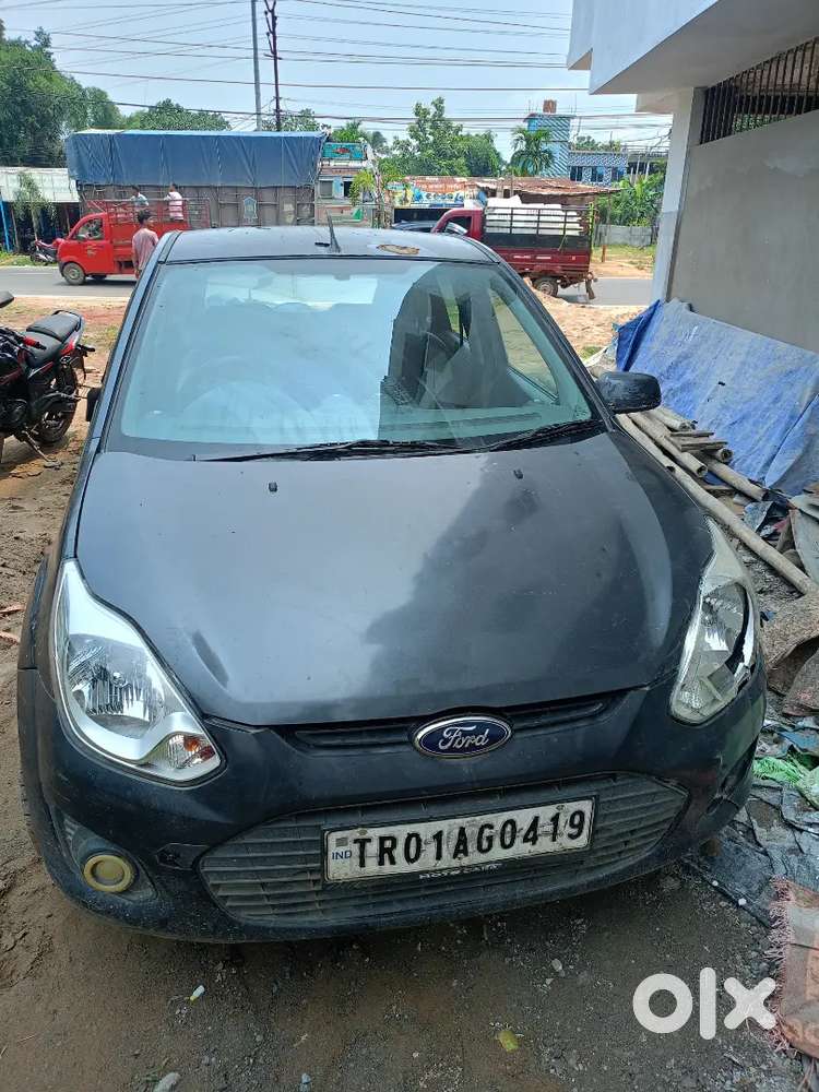 Ford Figo Zxi Petrol 2012