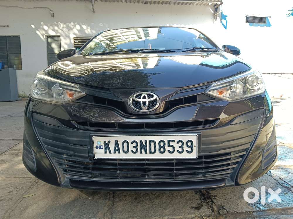 Toyota Yaris J Cvt, 2018, Petrol