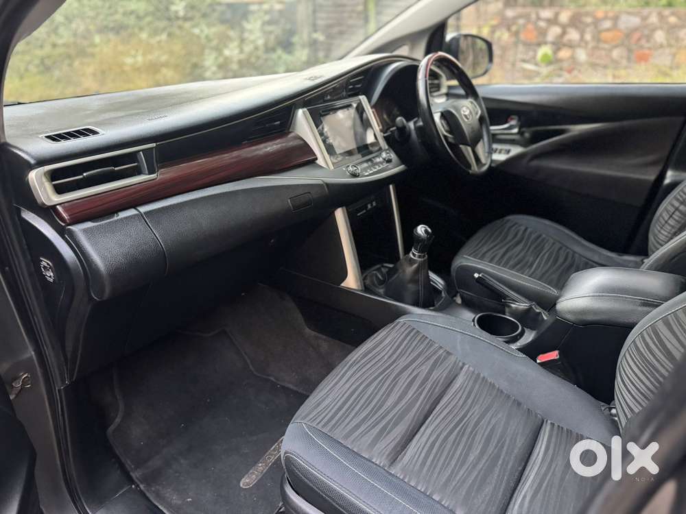 Toyota Innova Crysta