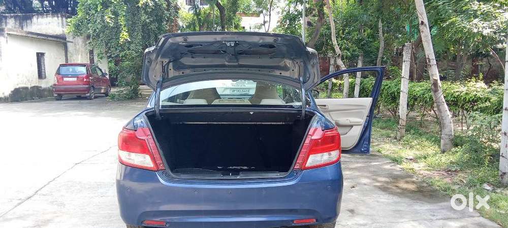 Maruti Suzuki Swift Dzire Lxi Optional-o, 2017, Petrol