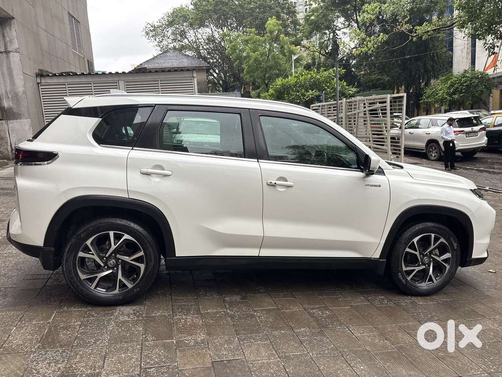 Toyota Urban Cruiser Hyryder 1.5 V Hybrid, 2023, Cng & Hybrids