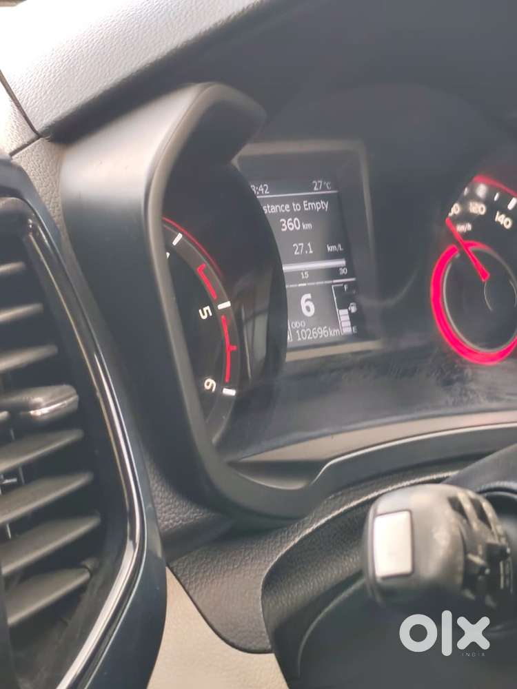Mahindra Xuv300 Turbo2019 Diesel Well Maintained