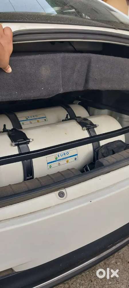 Tata Tigor Xz  Twin Cng Cylinder