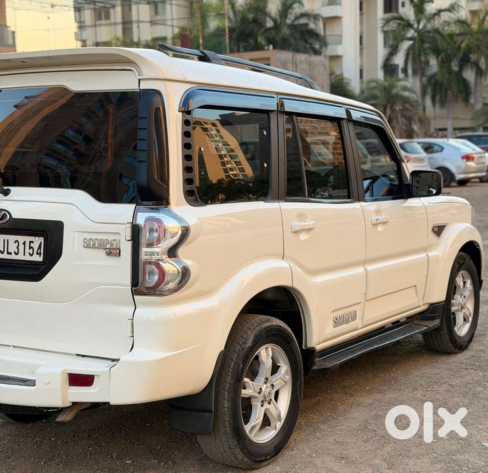 Mahindra Scorpio S10, 2016, Diesel