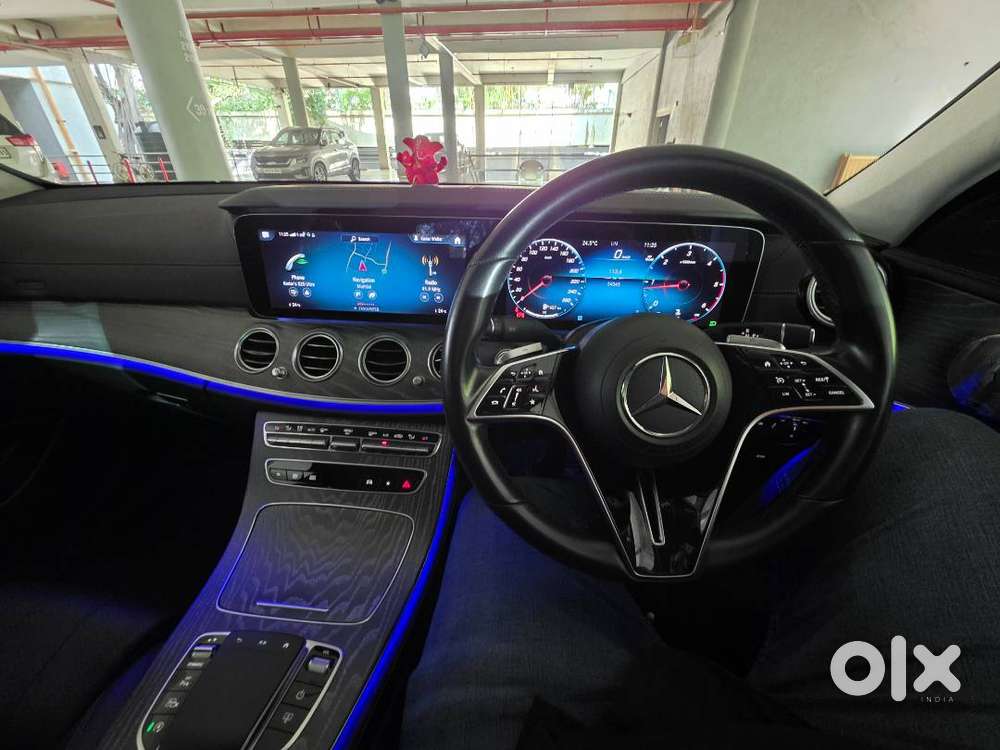 2022 Mercedes E220d Nov 2022 35900 Kms Company Warranty Till Nov 2027