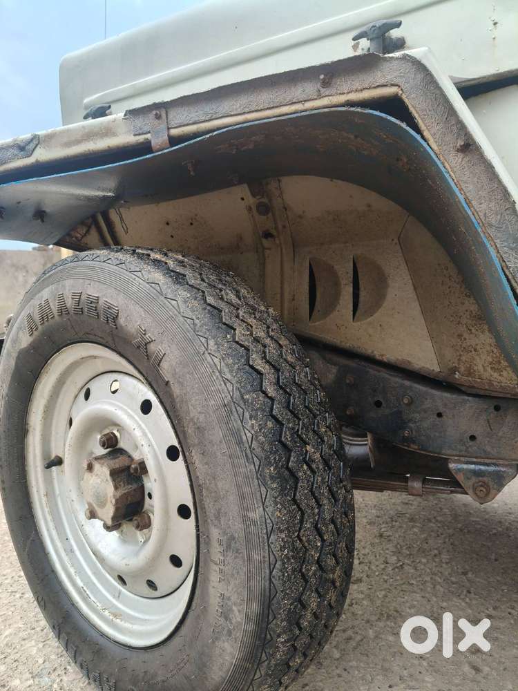Mahindra Jeep Modal 2000