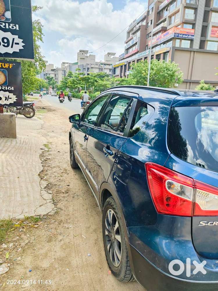 Premium S-cross Diesel Smart Hybrid With Cruise Control