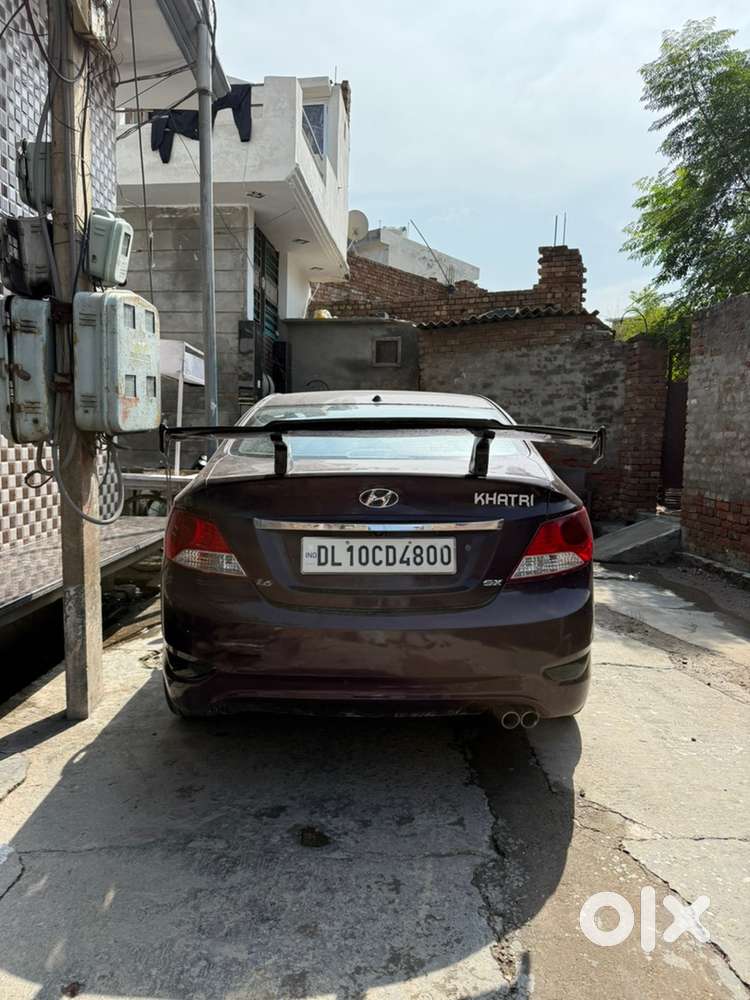 Hyundai Fluidic Verna 2011