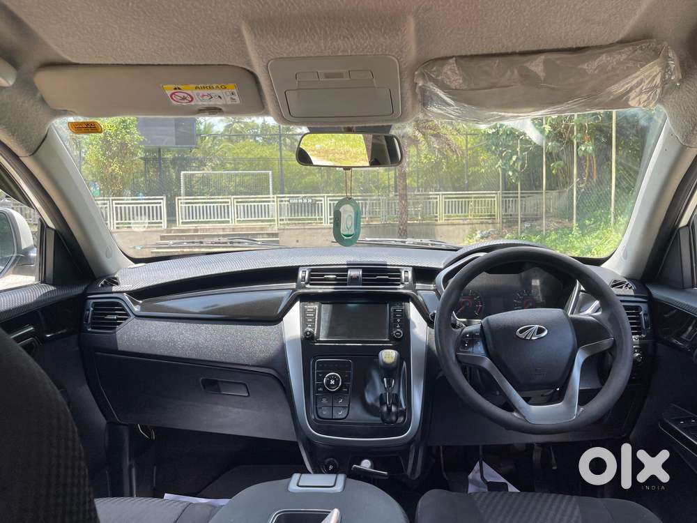 Mahindra Kuv 100 K8 5str, 2018, Petrol