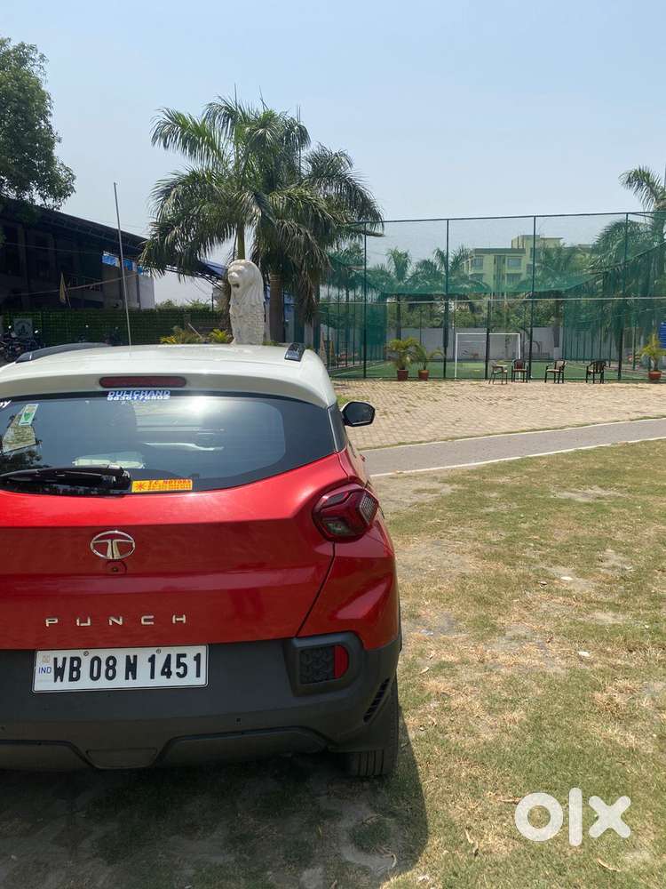 Tata Punch 1.2 Revotron Creative Amt Dual Tone, 2022, Petrol