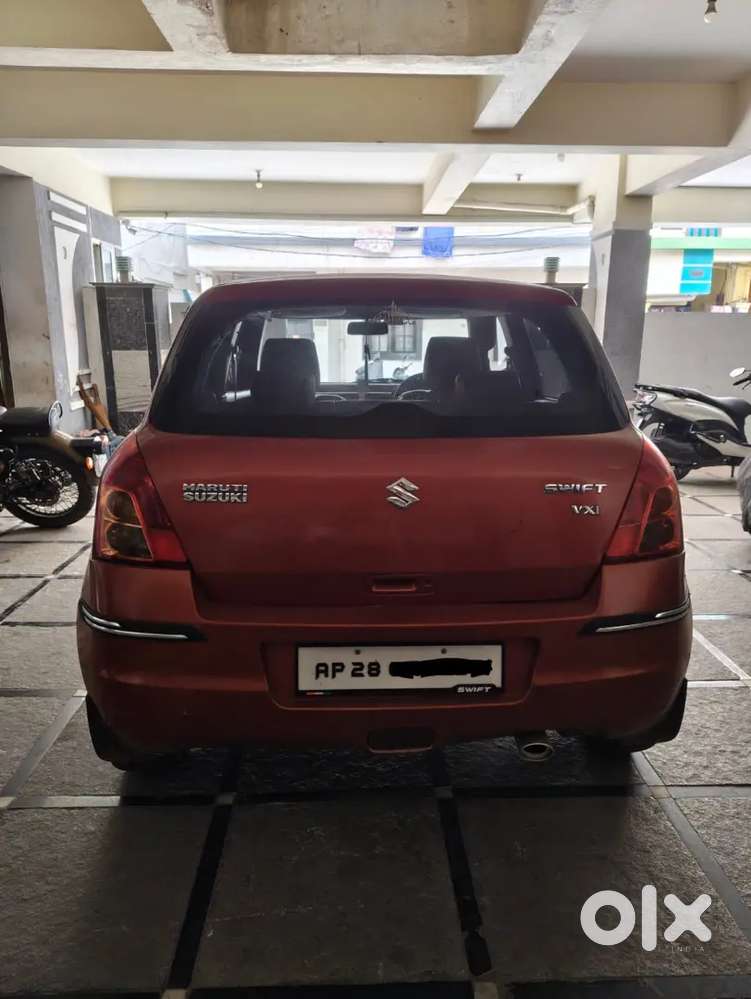 Maruti Suzuki Swift 2011 Petrol Well Maintained