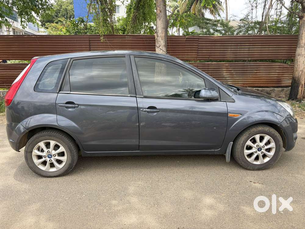 Ford Figo Diesel Titanium, 2012, Diesel