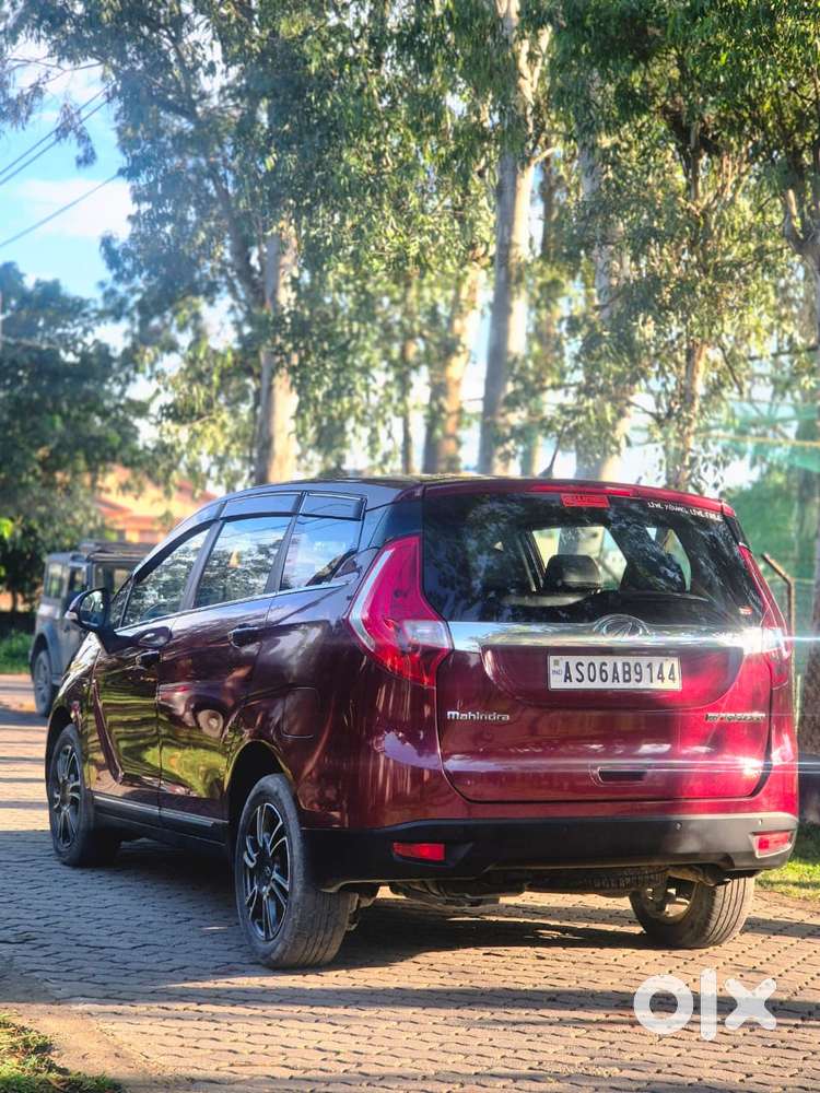 Mahindra Marazzo M8 8str, 2020, Diesel