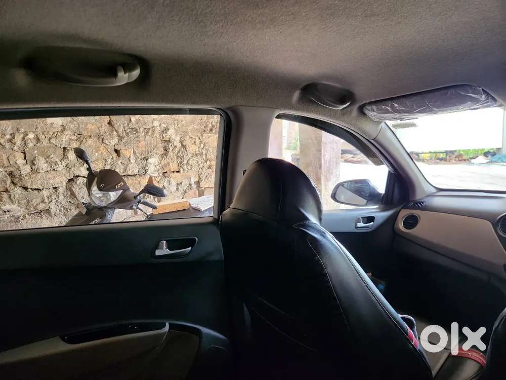 Hyundai Grand I10 2016 Petrol Well Maintained