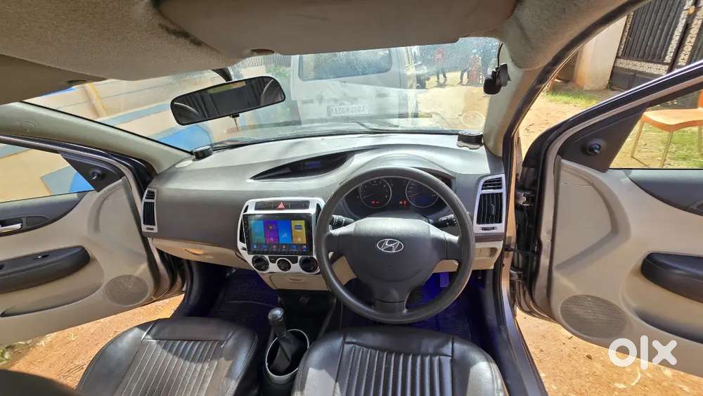 Hyundai I20 Magna Petrol 2012