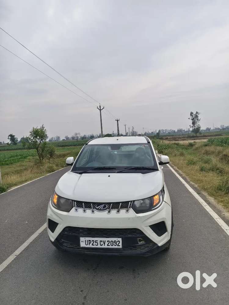 Mahindra Kuv Disel Fst Owner 2020 Modal All Papers New Condition.