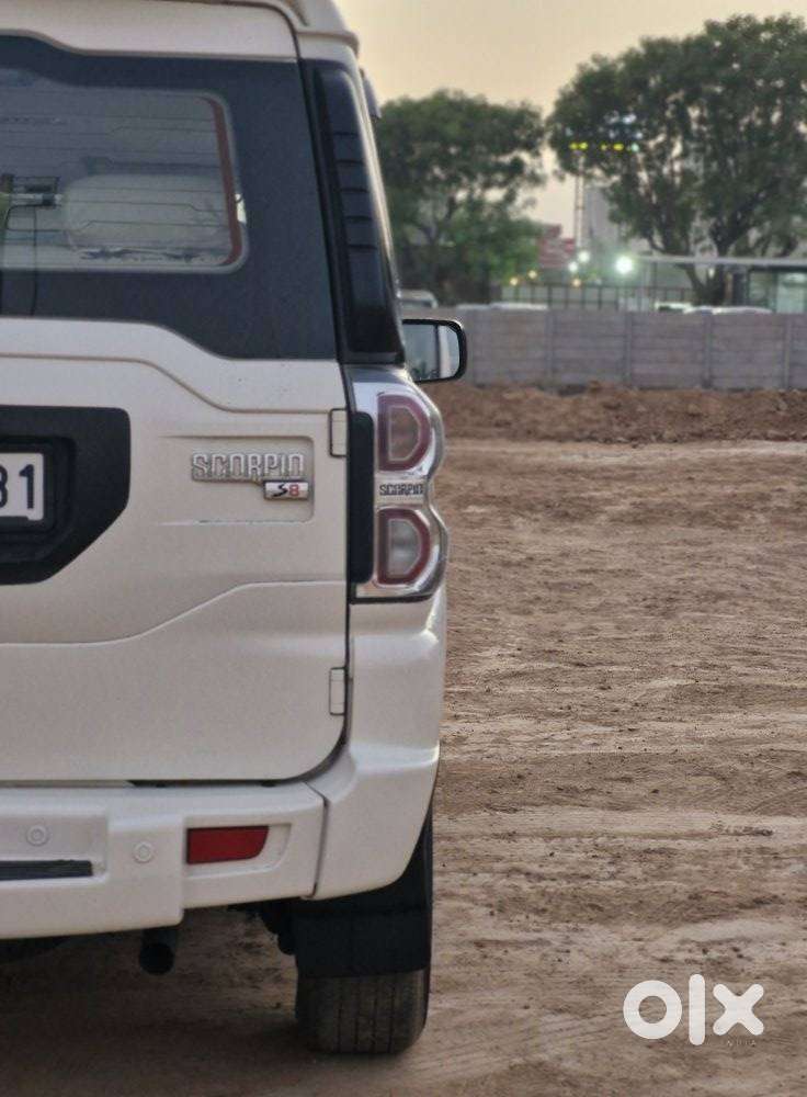 Mahindra Scorpio S8, 2017, Diesel