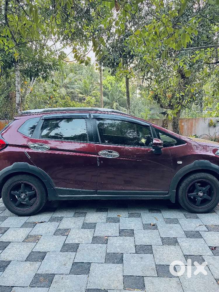Honda Wr-v 2017 Diesel Well Maintained With Good Mileage