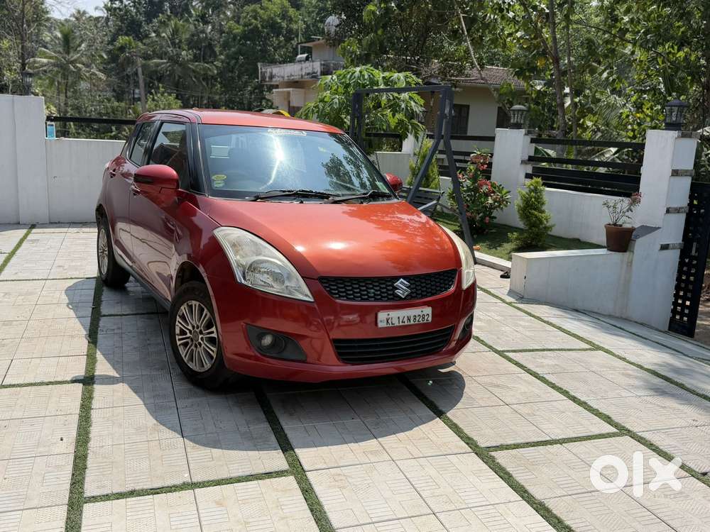 Maruti Suzuki Swift Vxi + Manual, 2013, Petrol