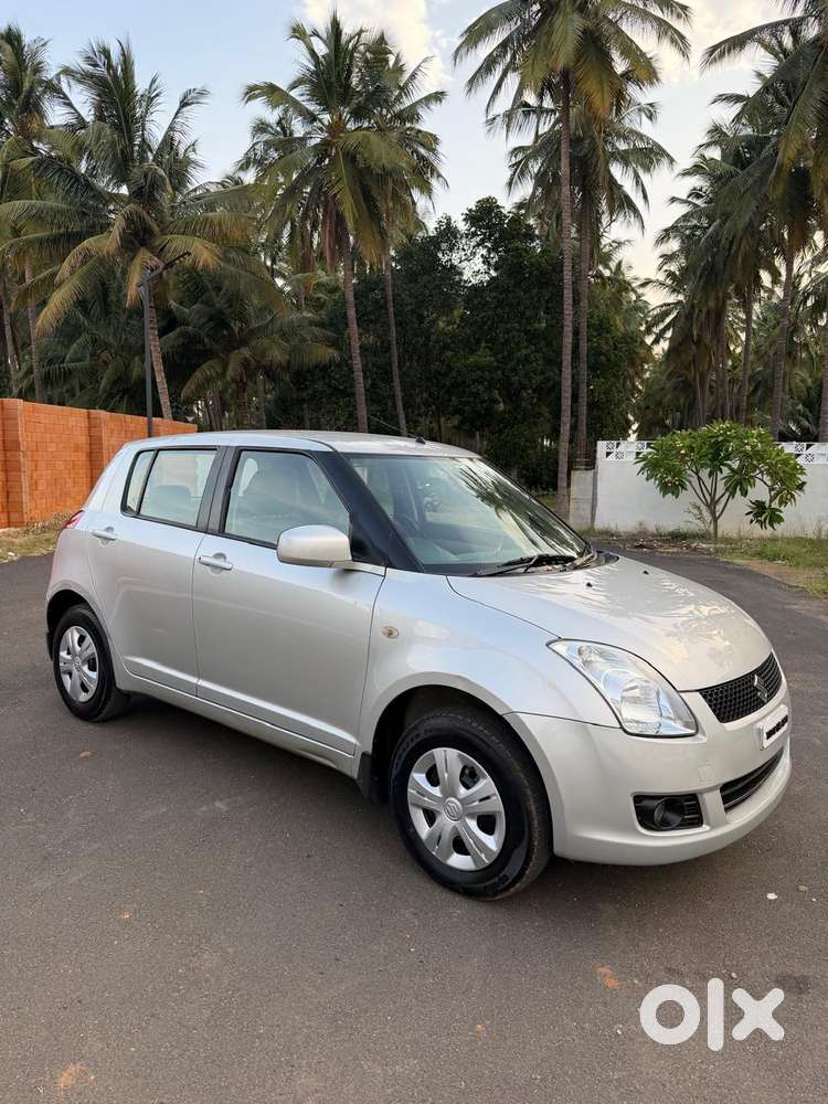 Maruti Suzuki Swift Vxi Optional, 2011, Petrol