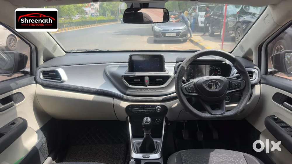 Tata Altroz Xz, 2024, Petrol