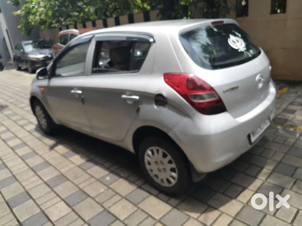 I20 Second Owner Petrol Cng 2009