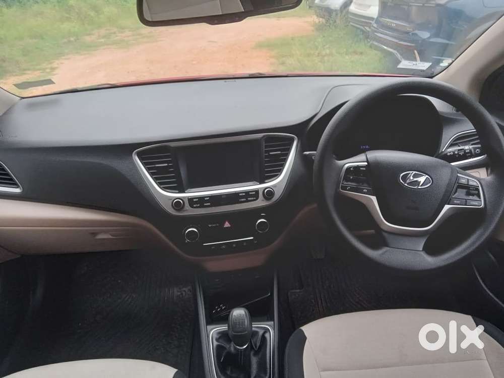 Hyundai Verna [2015-2018] Fluidic 4s 1.6 Vtvt Sx, 2018, Petrol