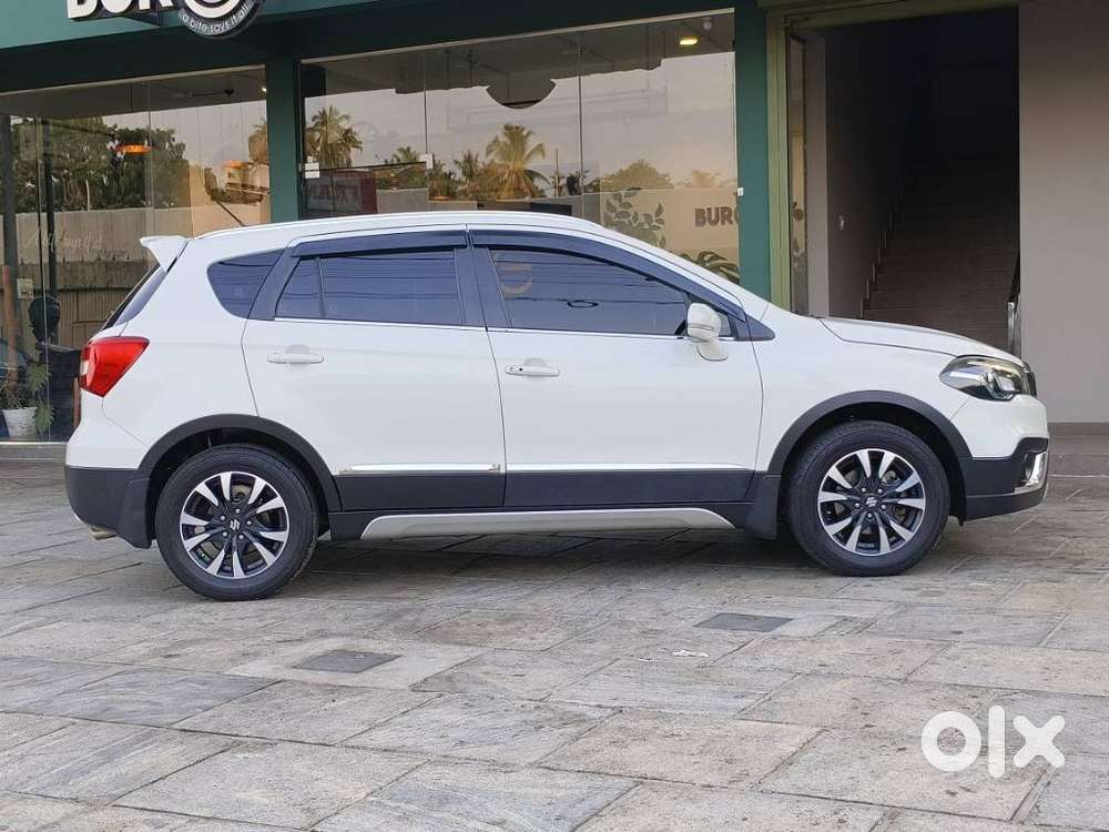 Maruti Suzuki S-cross 1.5 Alpha At, 2021, Petrol