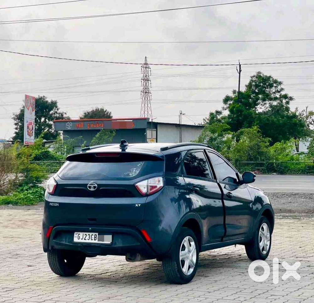 Tata Nexon 1.2 Revotron Xt, 2019, Petrol