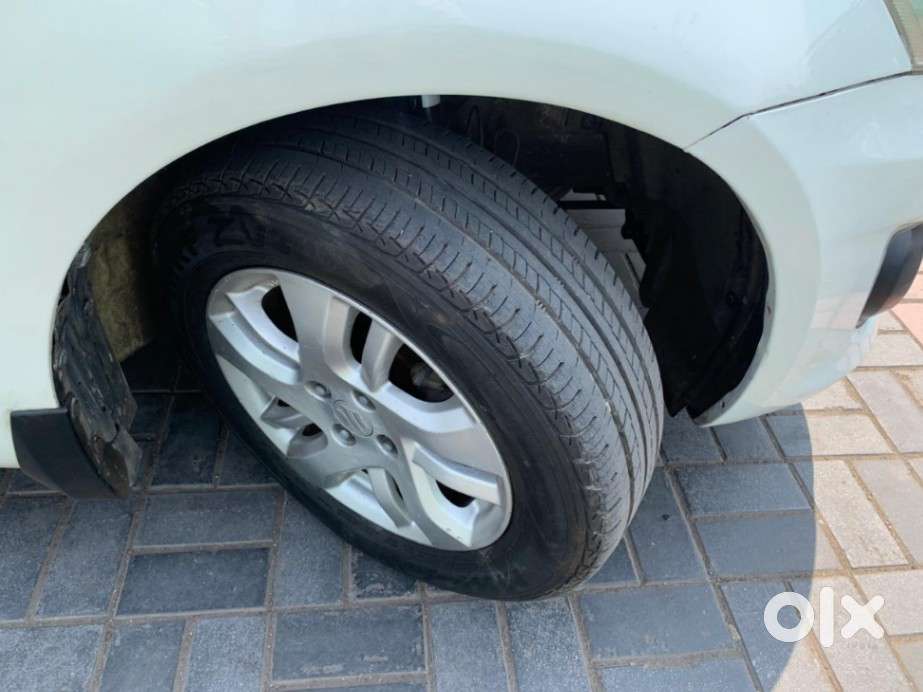 Maruti Suzuki Swift Dzire Zdi, 2012, Diesel