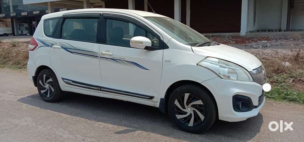 Maruti Suzuki Ertiga Vxi Abs Bs Iv, 2018, Petrol