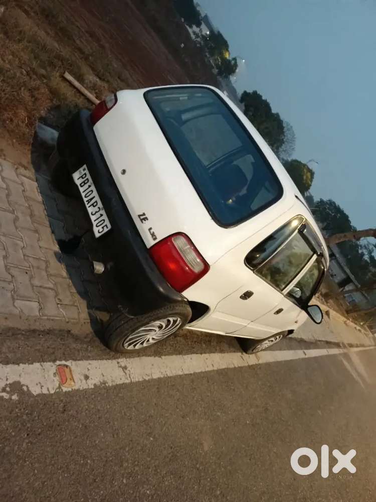 Maruti Suzuki Zen Estilo 2000