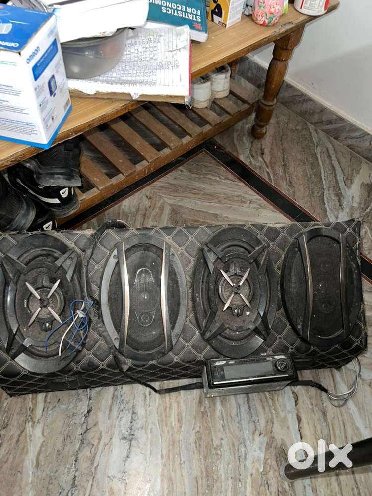 Oval music system for tractor