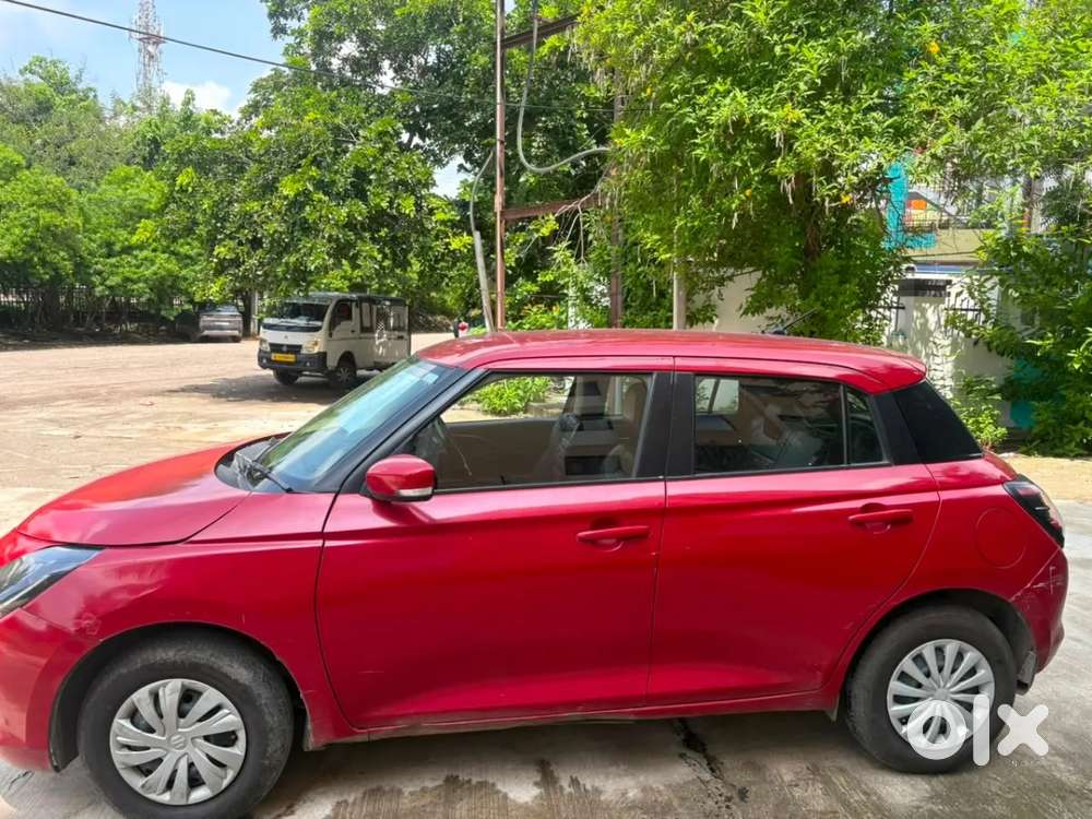 Maruti Suzuki Swift Vxi, 2024, Petrol