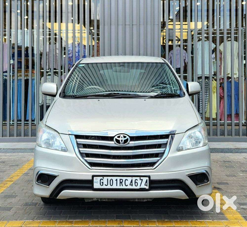 Toyota Innova 2.5 G (diesel) 8 Seater, 2013, Diesel