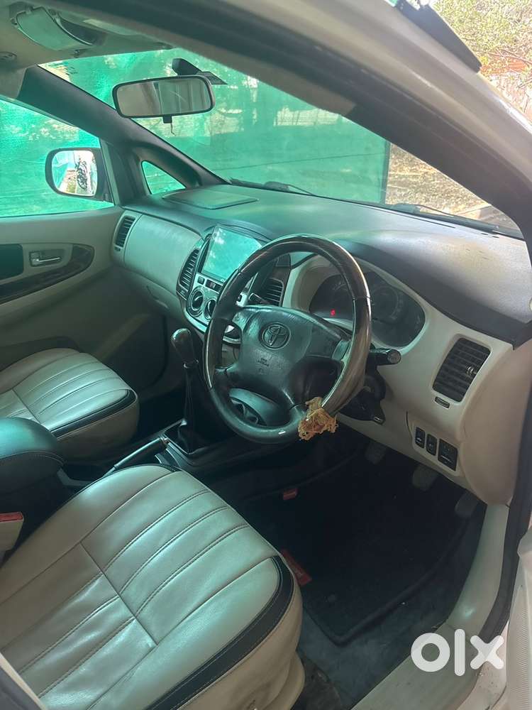 Toyota Innova 2006